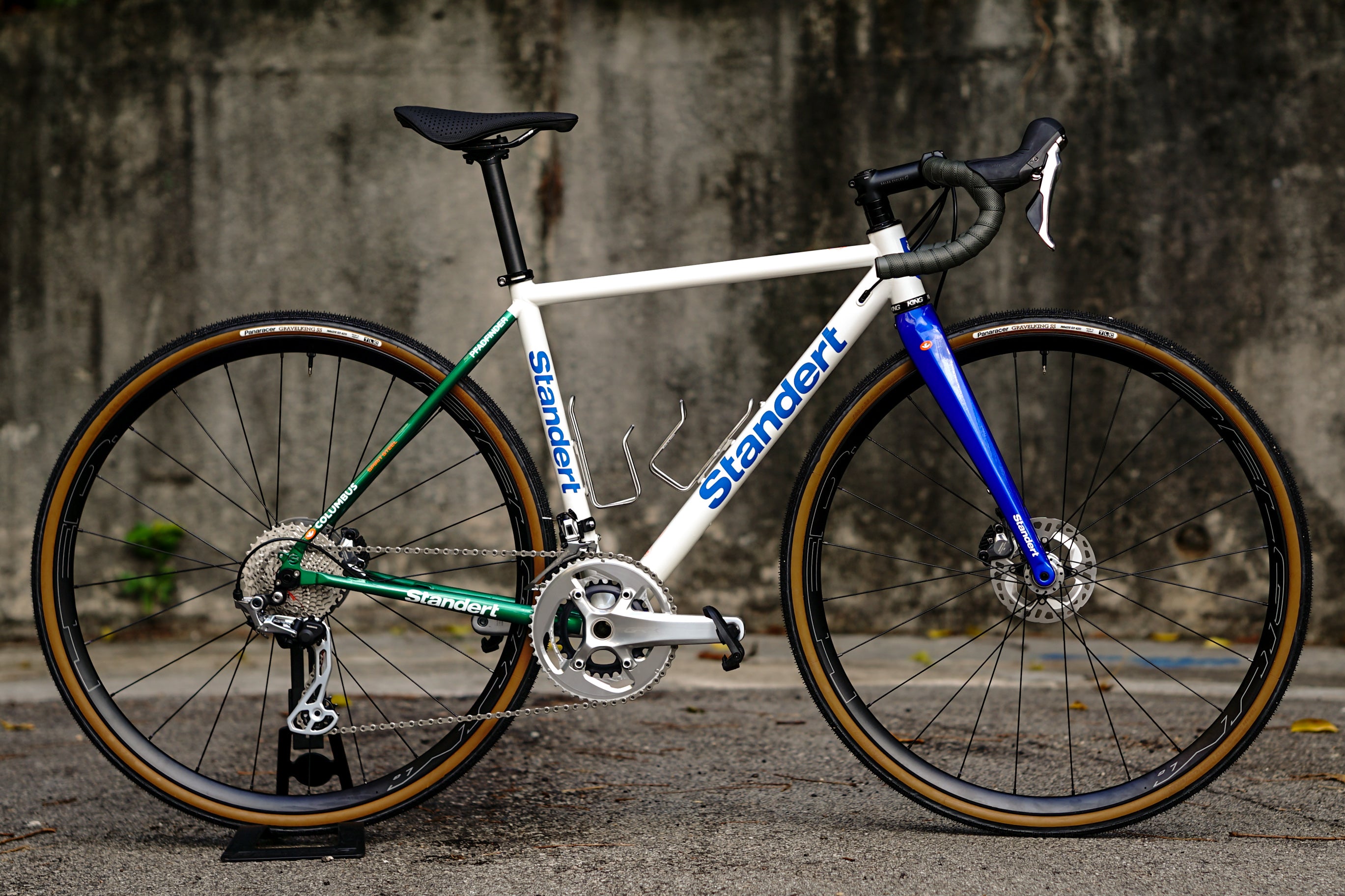Standert gravel bike top